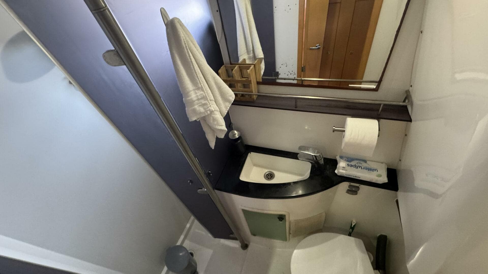 2009 Fountaine Pajot Cumberland 46 — photo 41