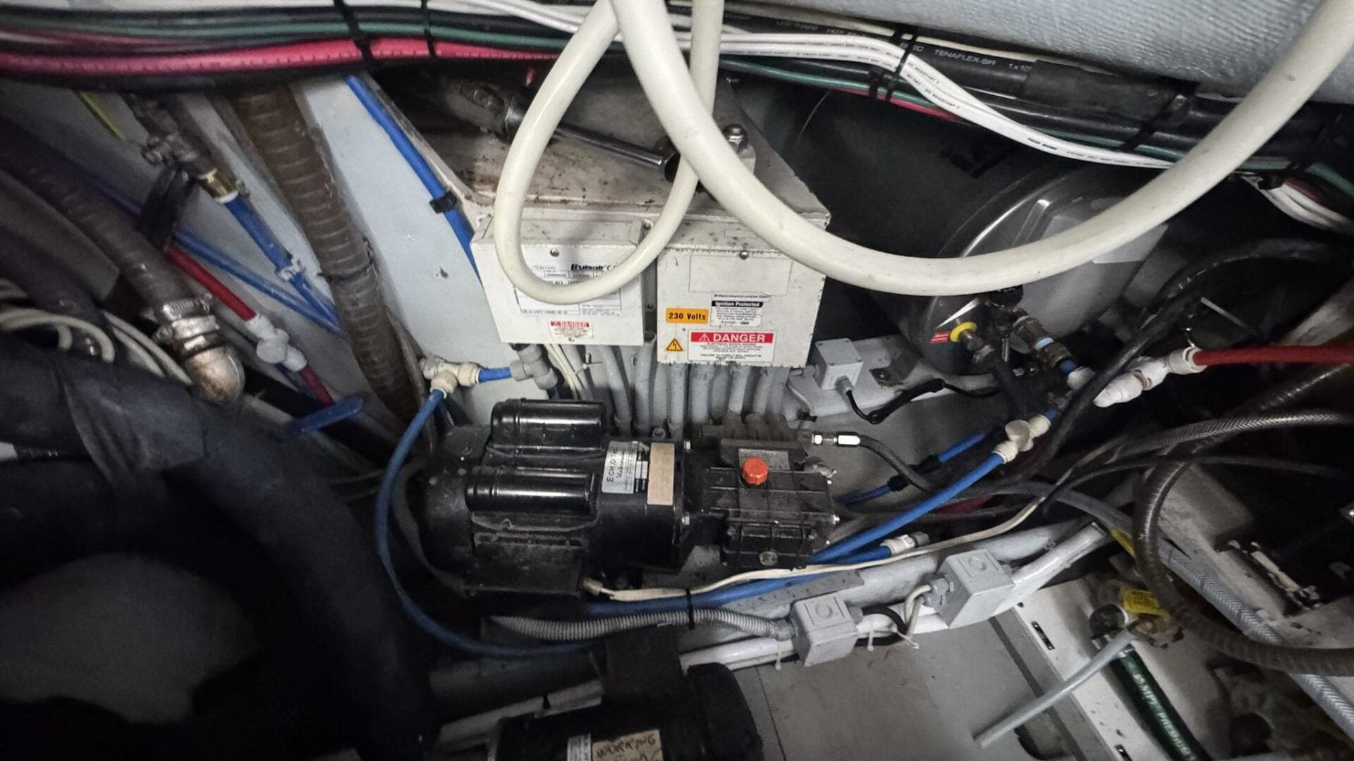 2009 Fountaine Pajot Cumberland 46 — photo 90