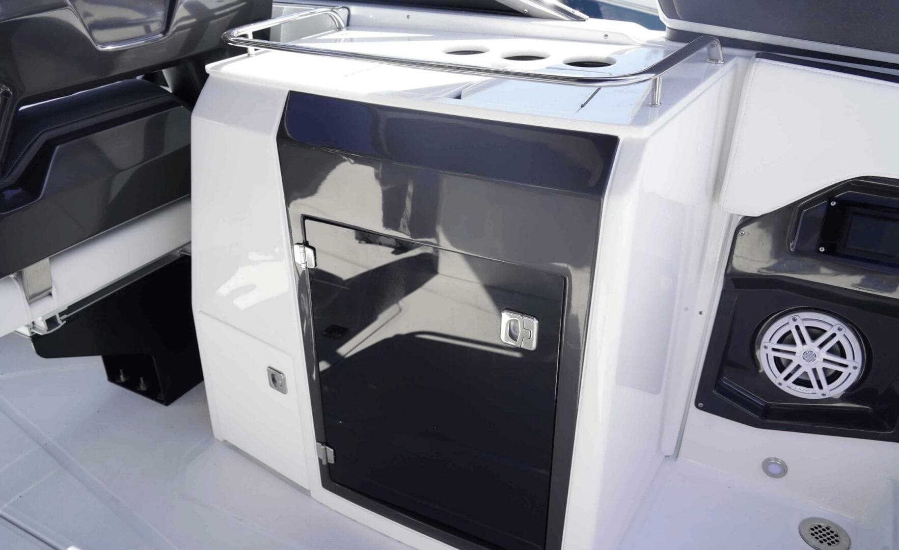 2025 Monterey — photo 9