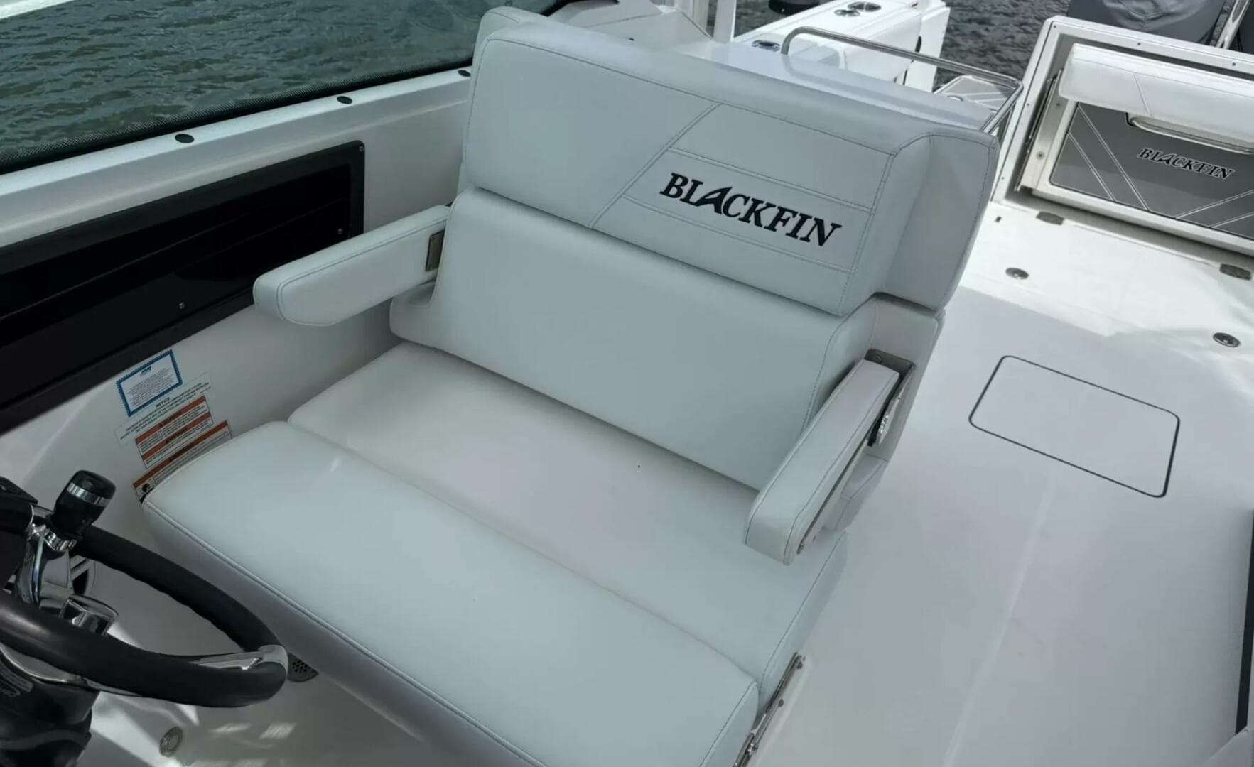 2020 Blackfin 272 DC — photo 28
