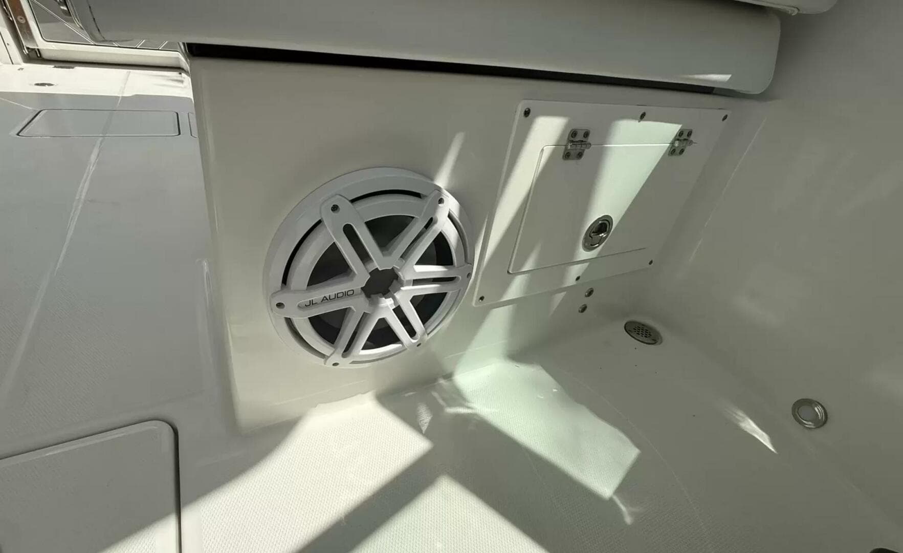 2020 Blackfin 272 DC — photo 20