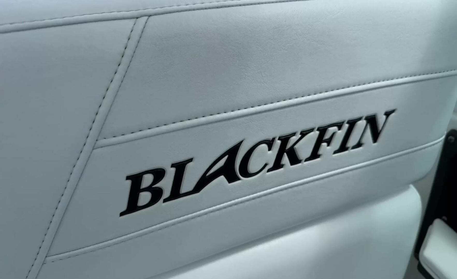 2020 Blackfin 272 DC — photo 29