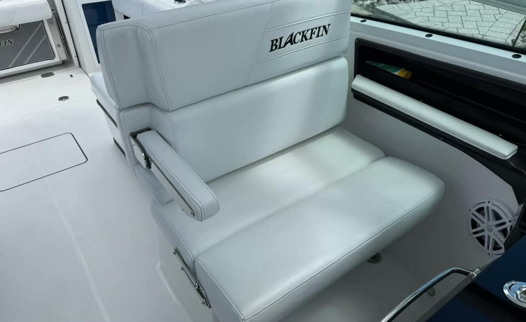 2020 Blackfin 272 DC — photo 30