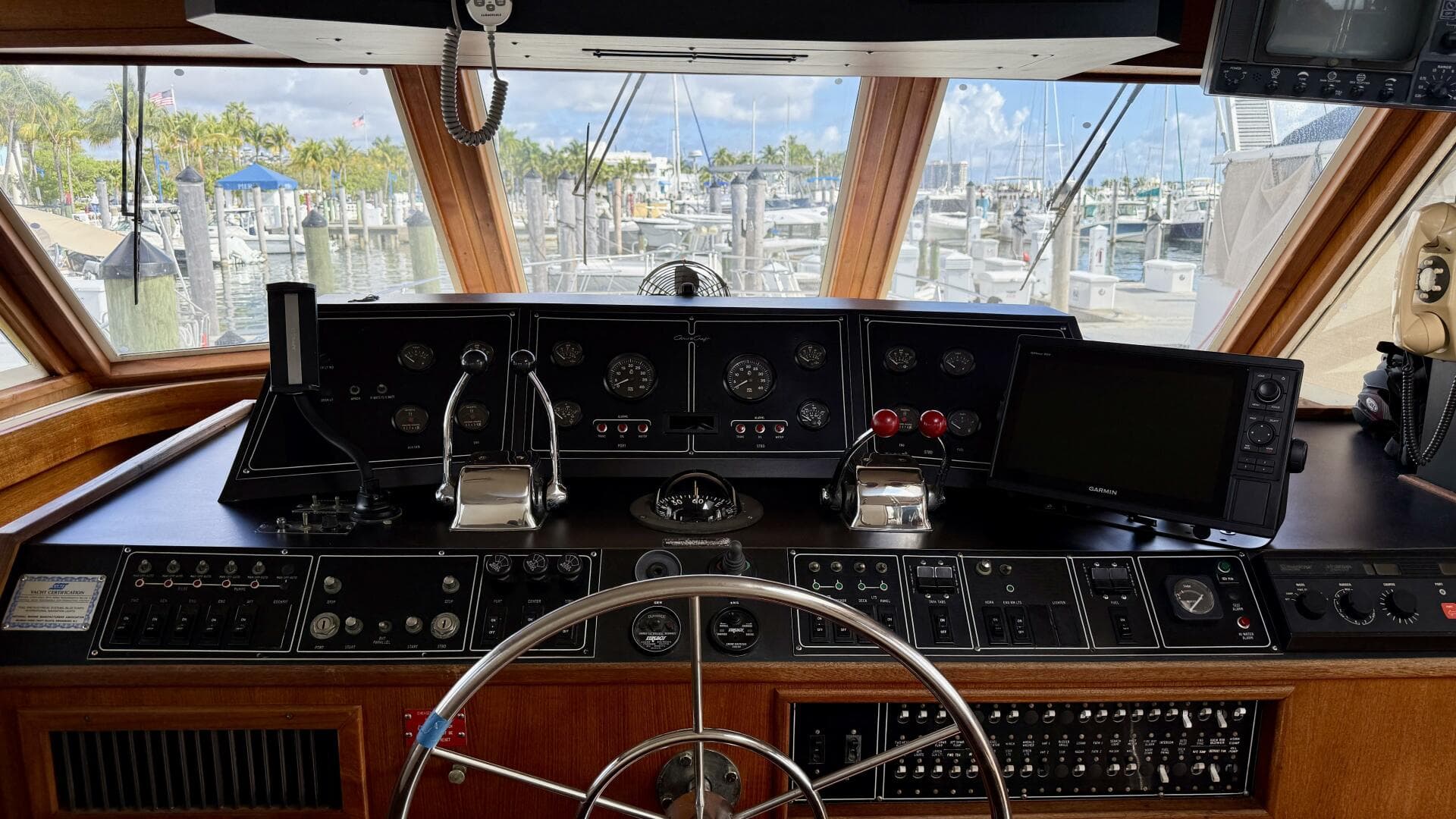 1987 Chris-Craft 500 Constellation — photo 34