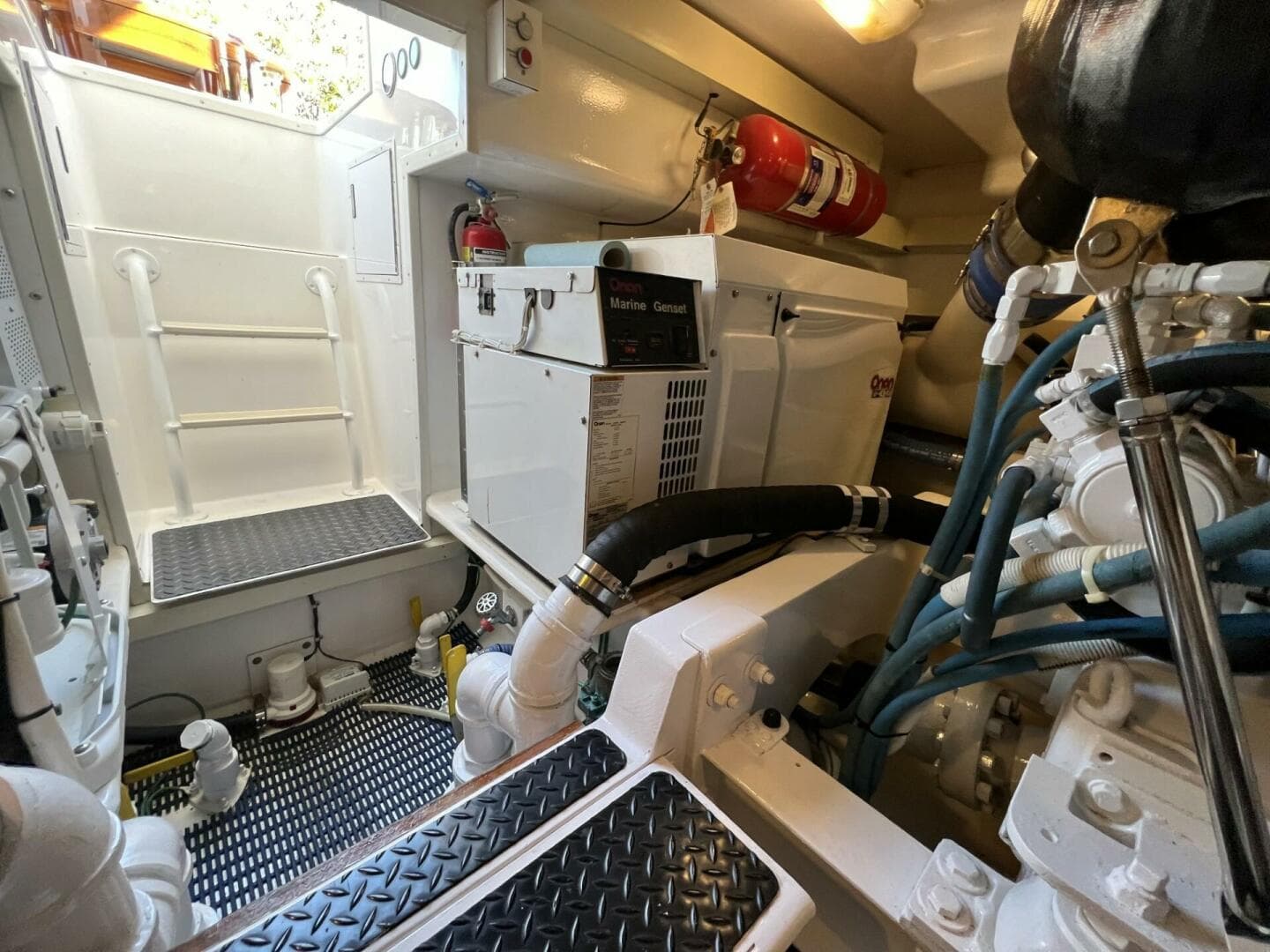 2007 Viking 52 Open — photo 35