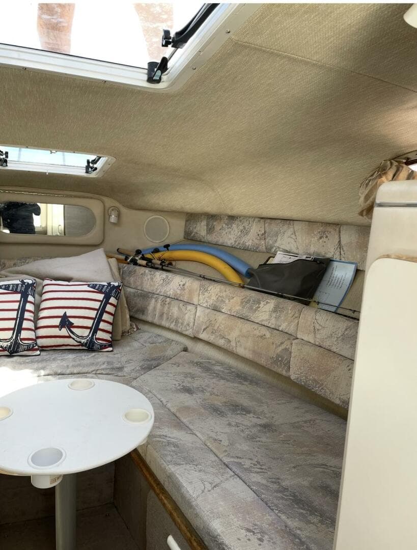 1996 Sea Ray 270 Sundancer — photo 9