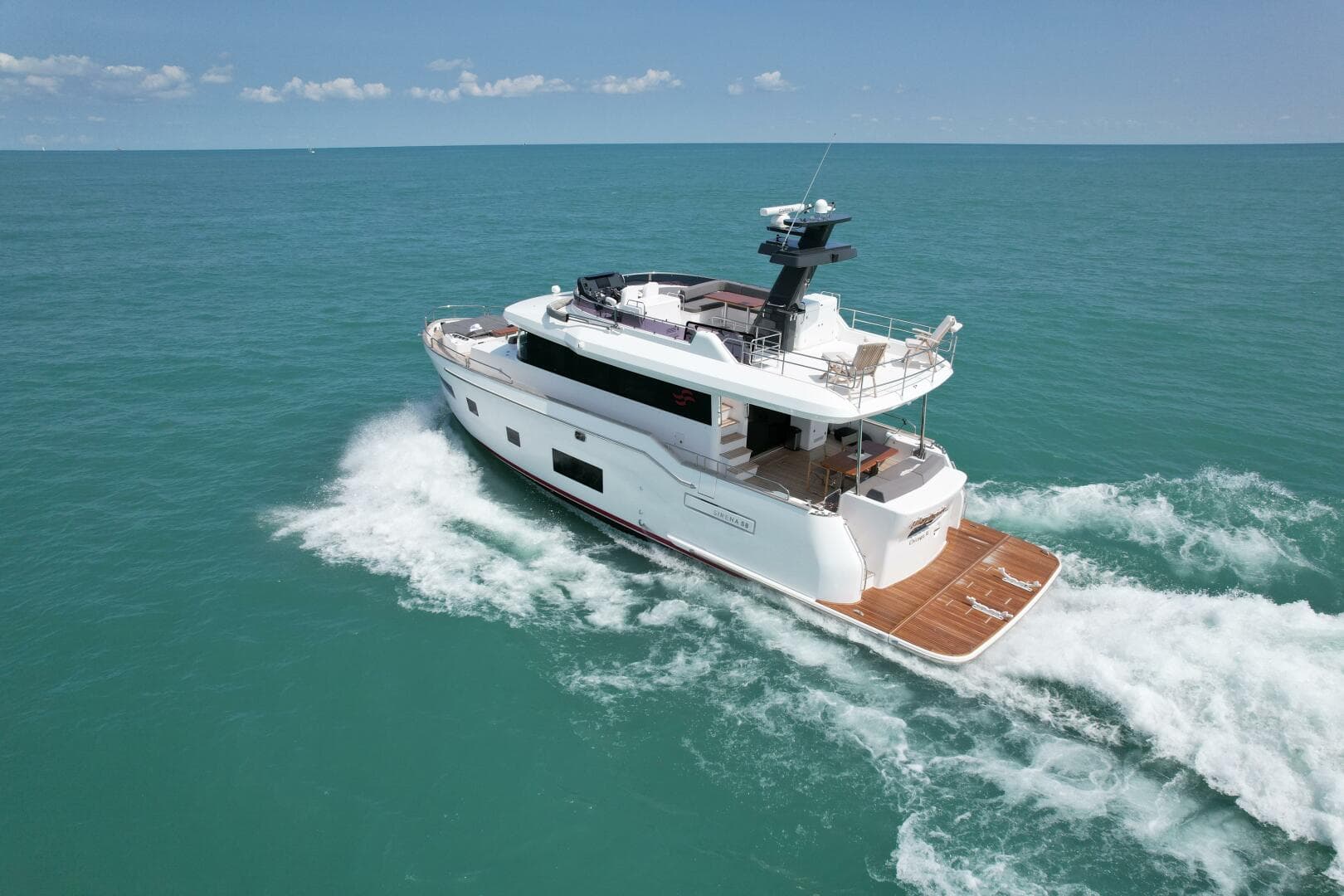 2022 Sirena 58 Flybridge — photo 18