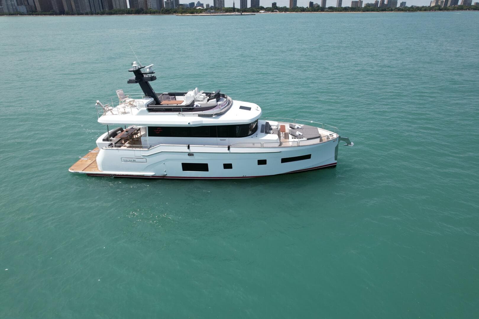 2022 Sirena 58 Flybridge — photo 12