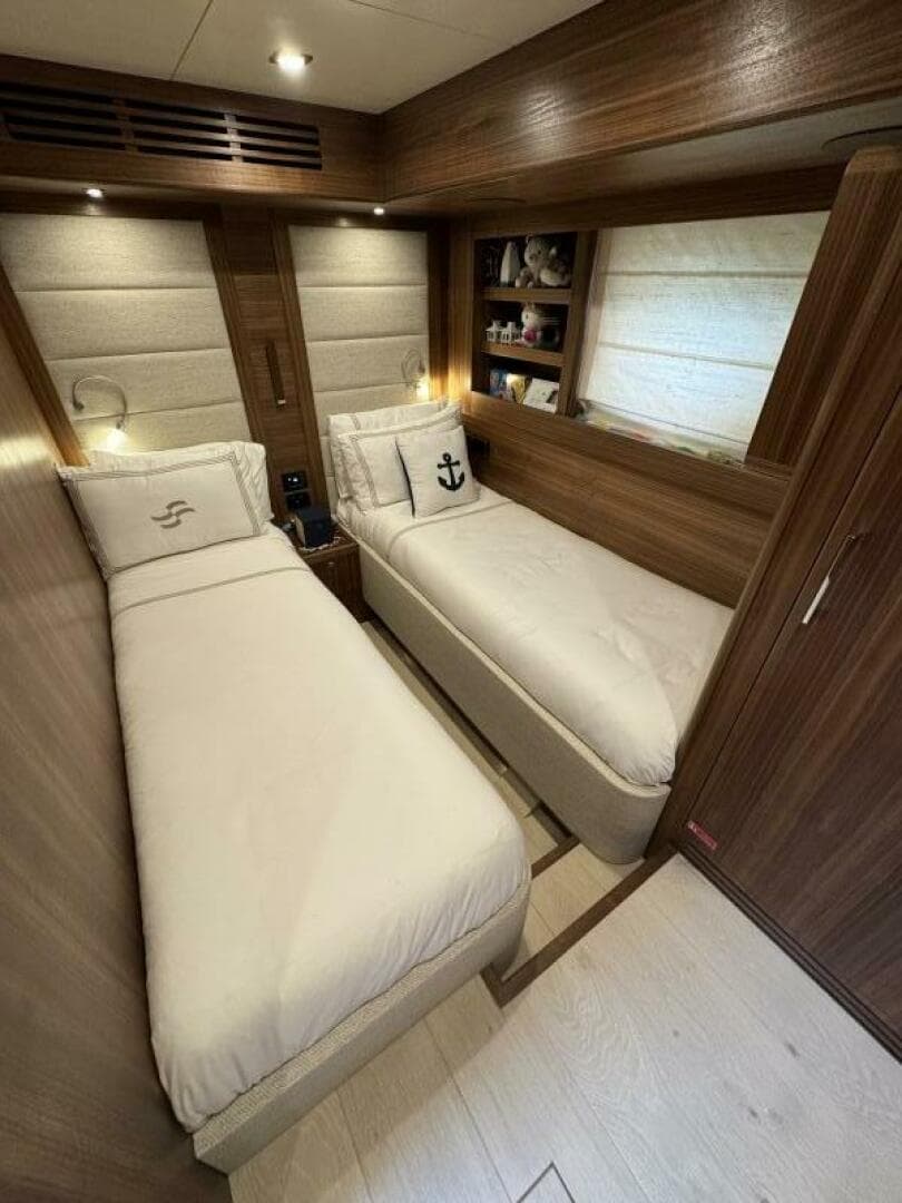 2022 Sirena 58 Flybridge — photo 42
