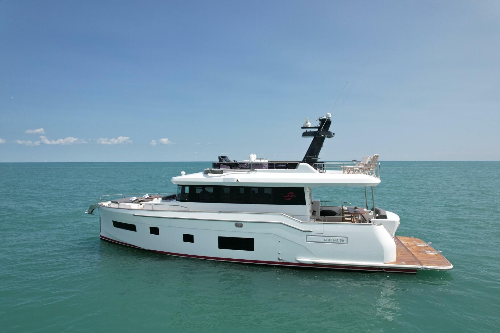 2022 Sirena 58 Flybridge — photo 8