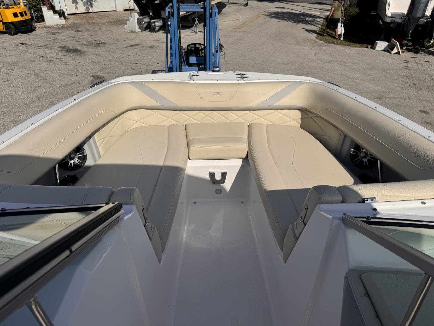 2020 Regal 26 Obx — photo 17