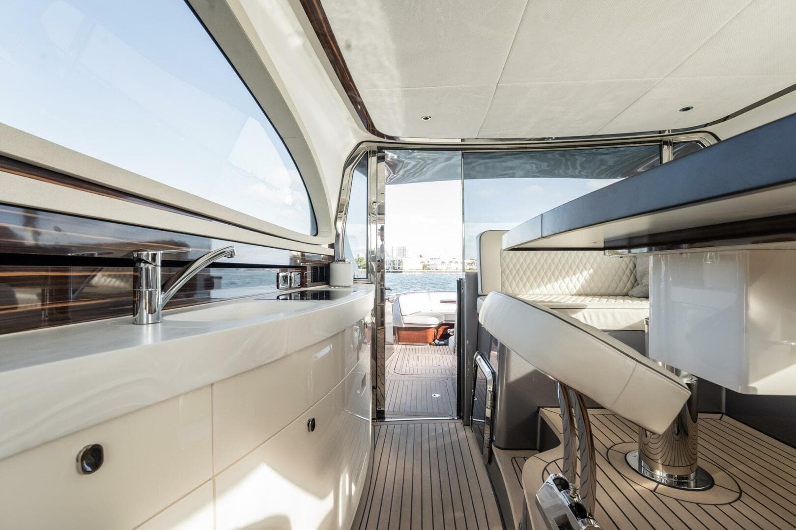 2025 Zeelander Z5 — photo 27