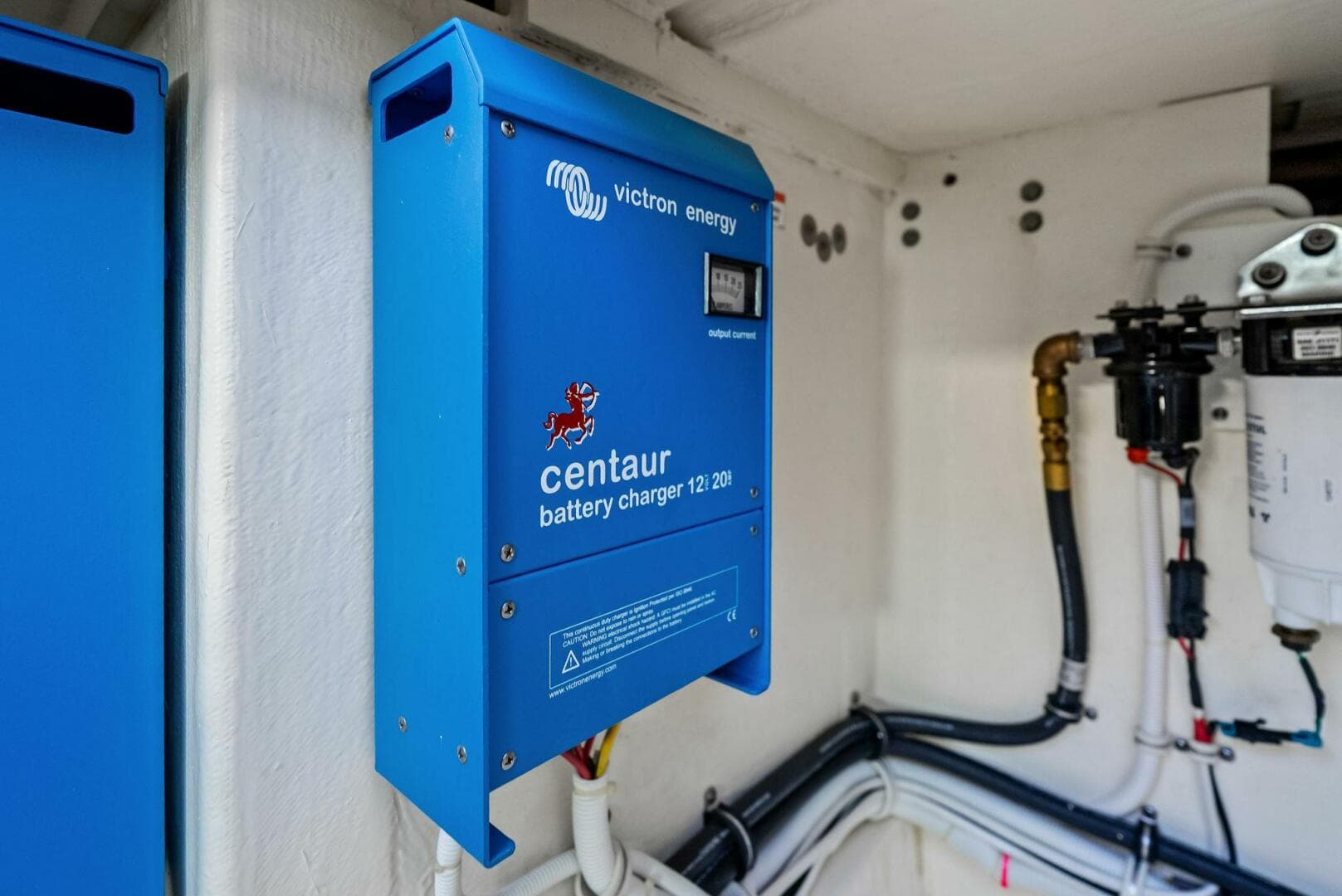 2019 Tiara Yachts 38 LS — photo 20