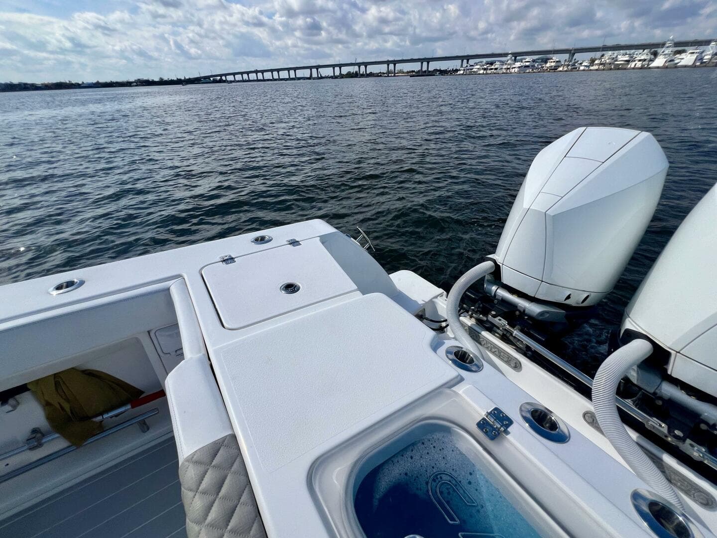 2021 Caymas 341 CC — photo 10