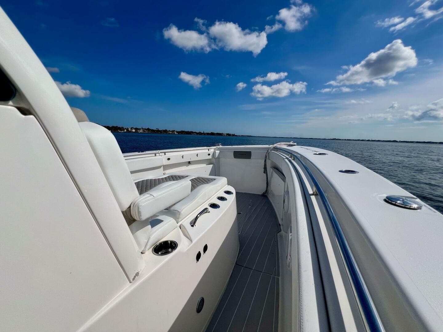 2021 Caymas 341 CC — photo 26