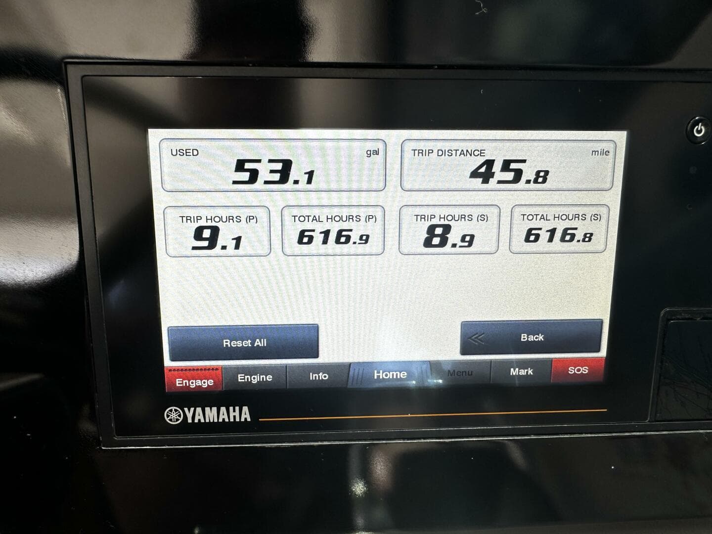 2019 Pursuit 325 OS — photo 13