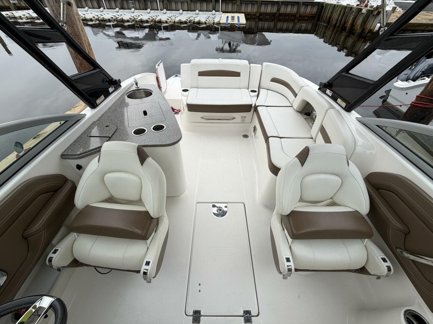 2016 Chaparral 264 Sunsesta — photo 14