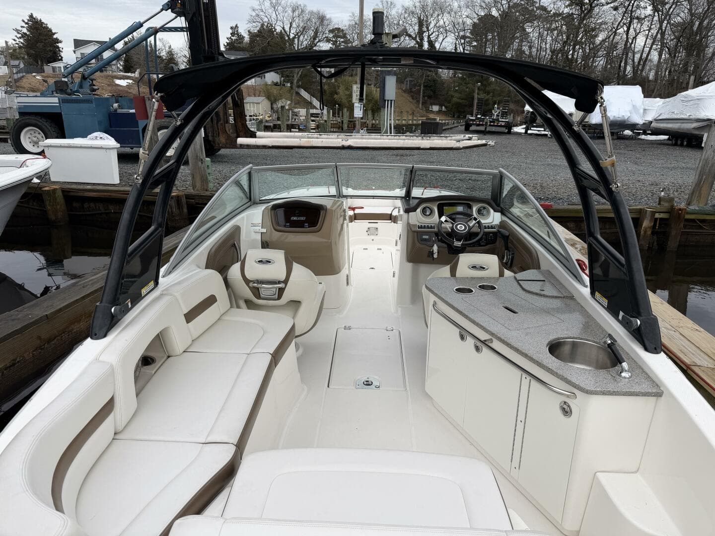 2016 Chaparral 264 Sunsesta — photo 9