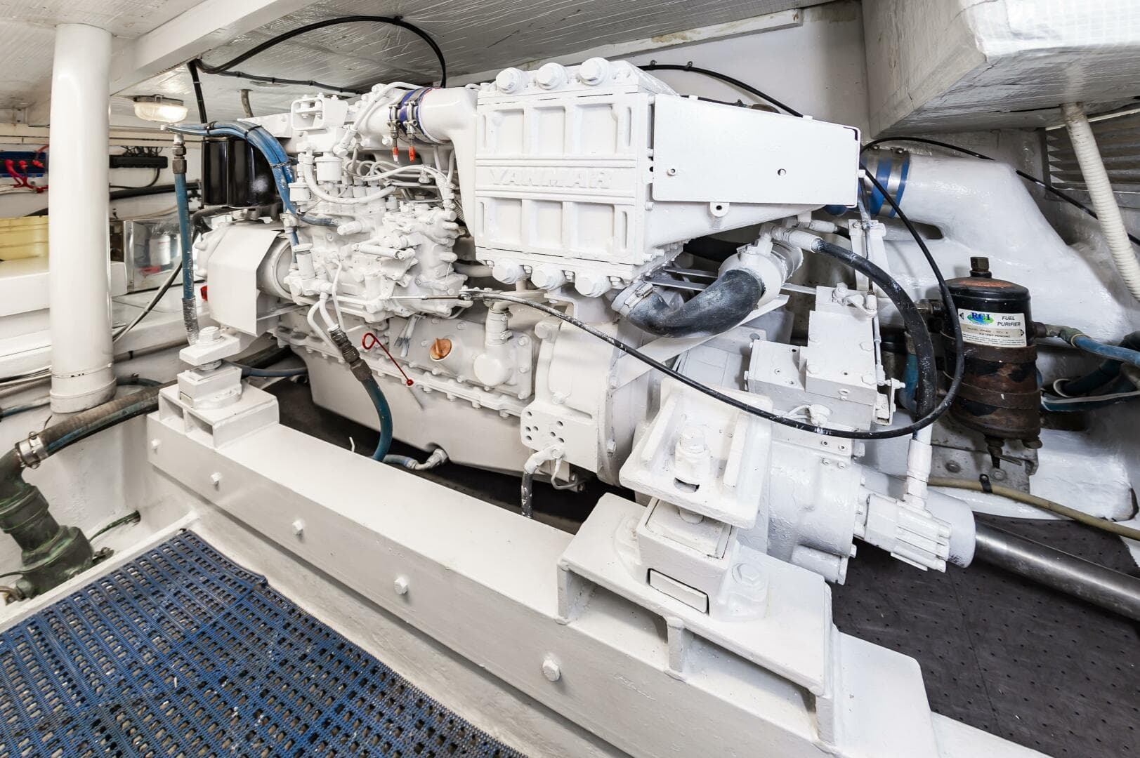 2003 Custom Carolina 40 Layton Express — photo 44