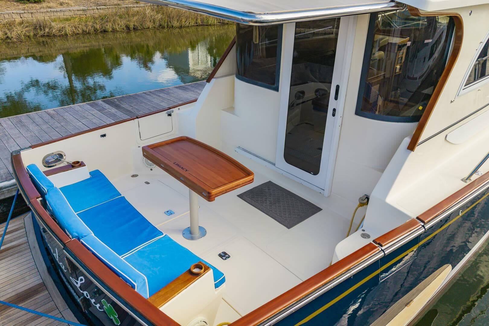 2018 Legacy 36 — photo 13