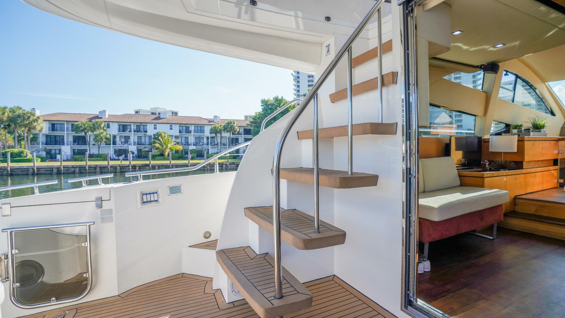 2009 Fairline — photo 14