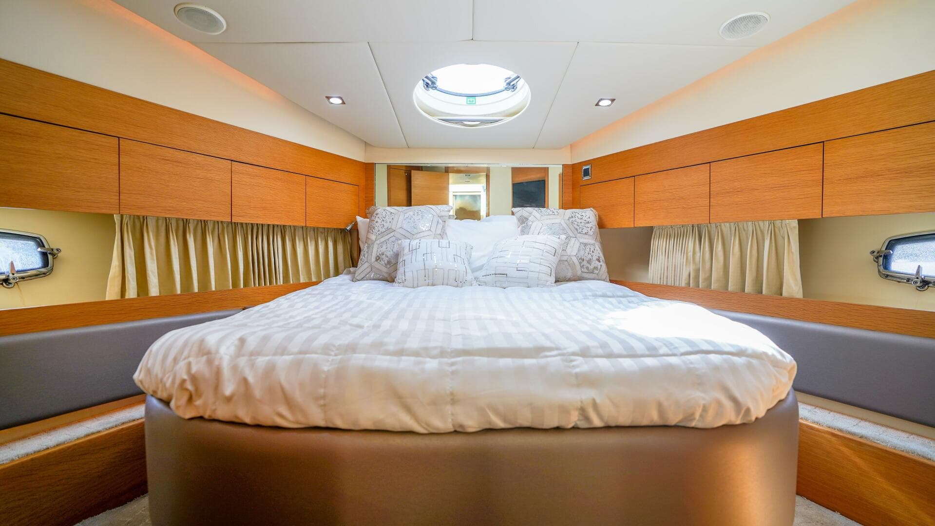 2009 Fairline — photo 33