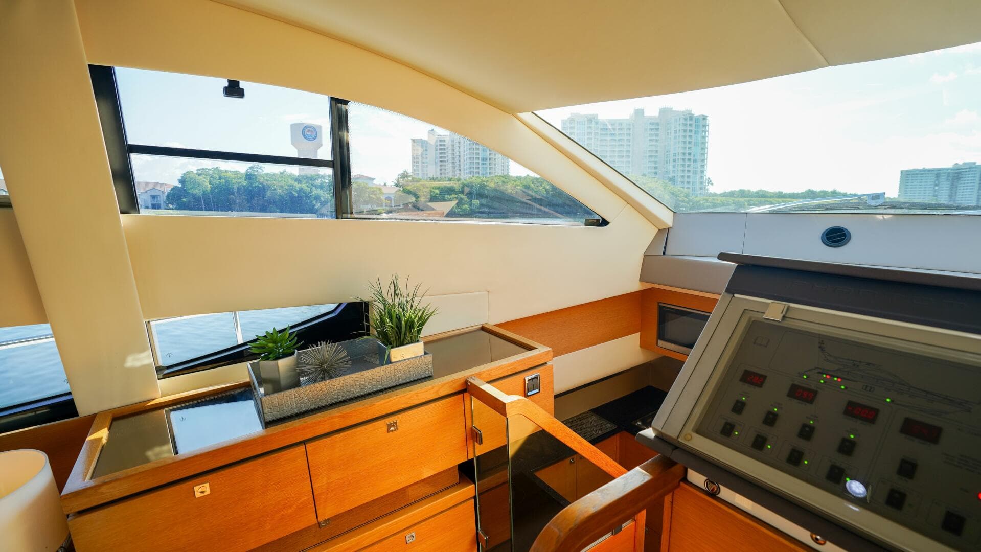 2009 Fairline — photo 23