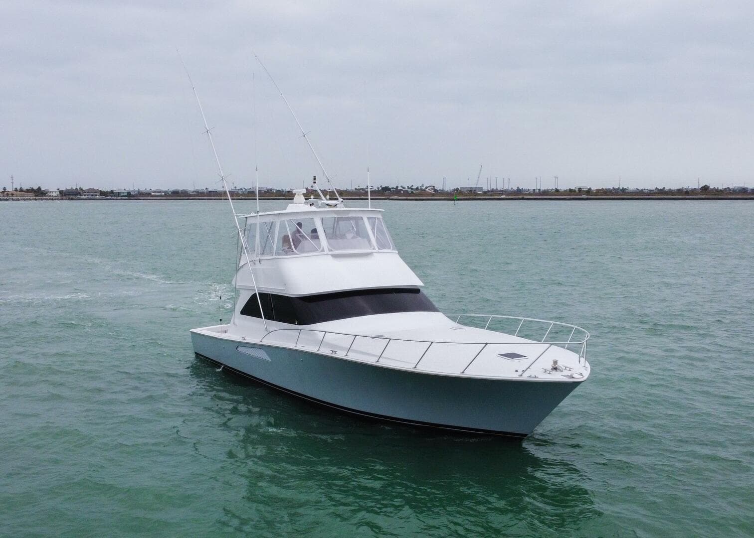 2005 Viking 52 Convertible — photo 43