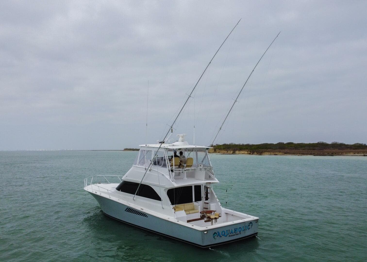 2005 Viking 52 Convertible — photo 50