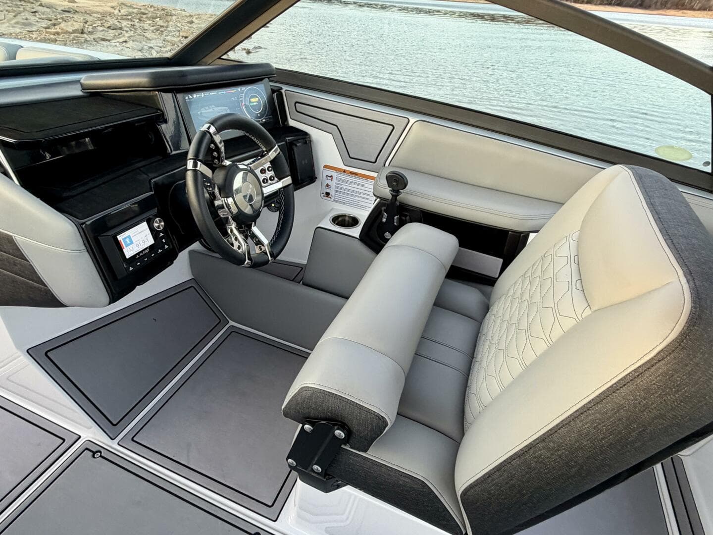 2023 Correct Craft Ingenity 23 El 2 Electric — photo 65