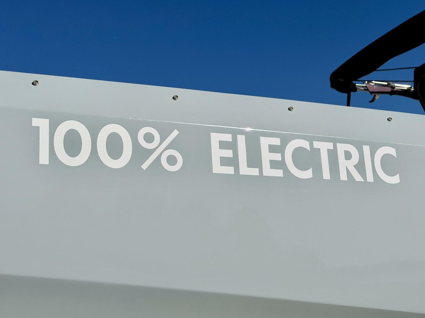 2023 Correct Craft Ingenity 23 El 2 Electric — photo 188