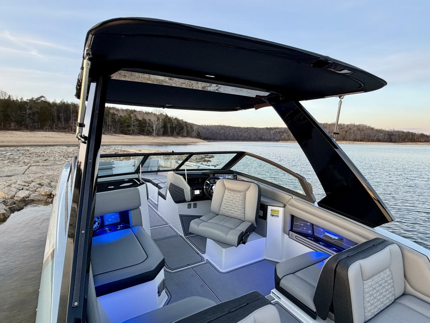 2023 Correct Craft Ingenity 23 El 2 Electric — photo 98