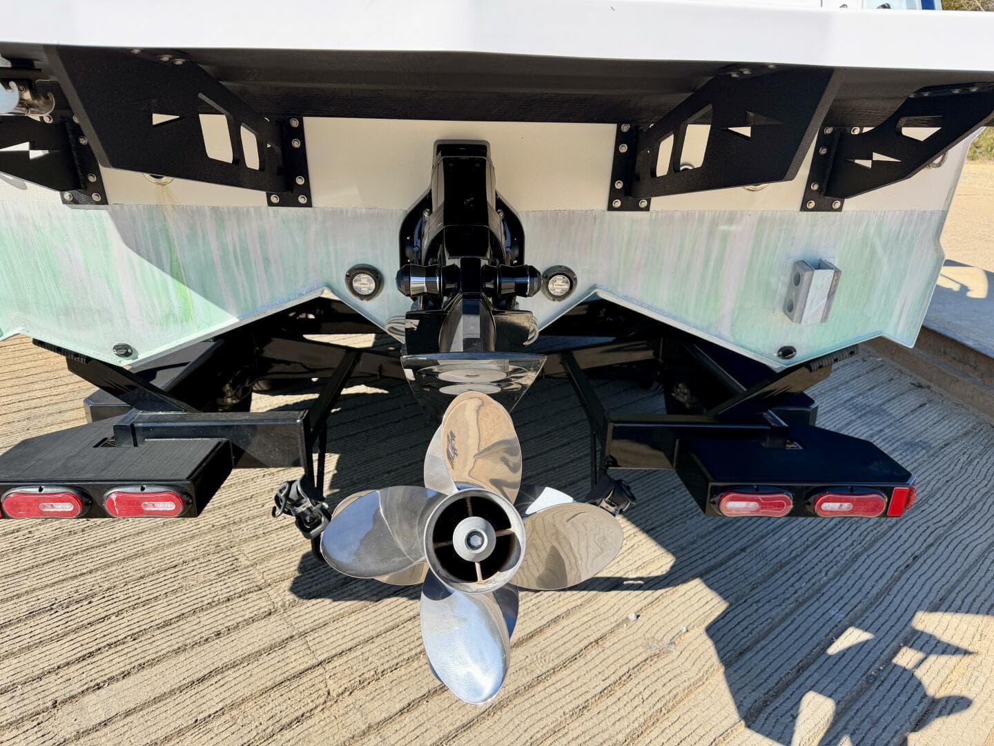 2023 Correct Craft Ingenity 23 El 2 Electric — photo 115