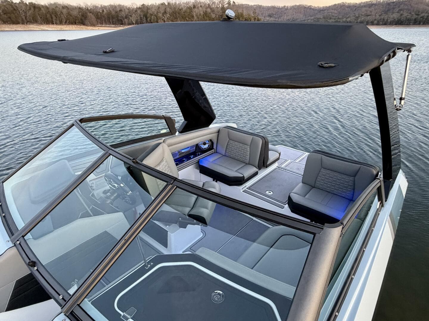 2023 Correct Craft Ingenity 23 El 2 Electric — photo 97