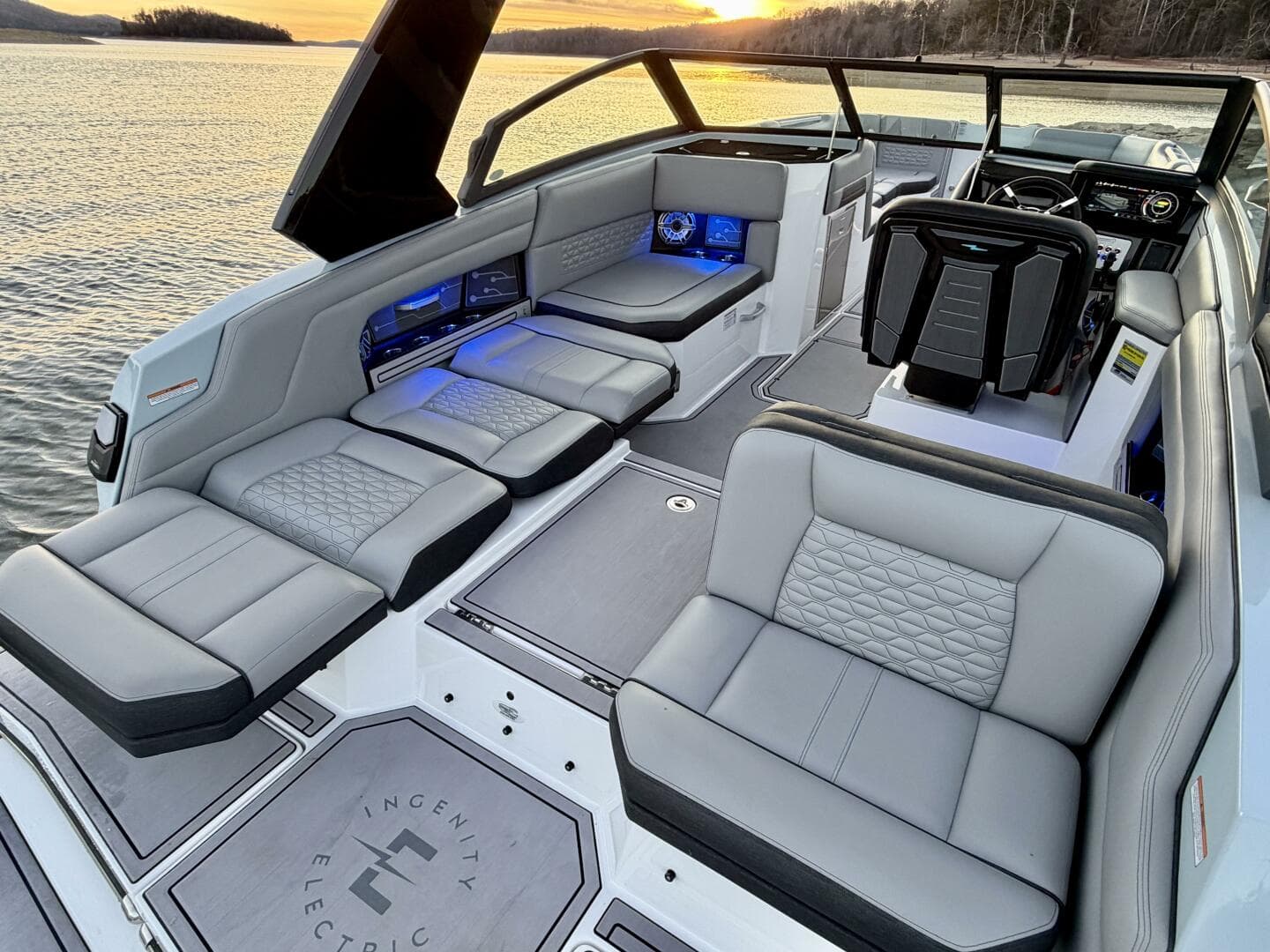 2023 Correct Craft Ingenity 23 El 2 Electric — photo 85