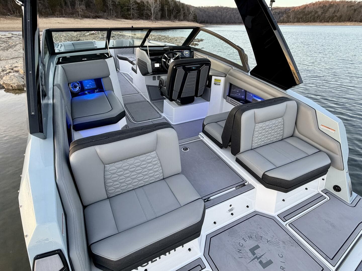 2023 Correct Craft Ingenity 23 El 2 Electric — photo 87