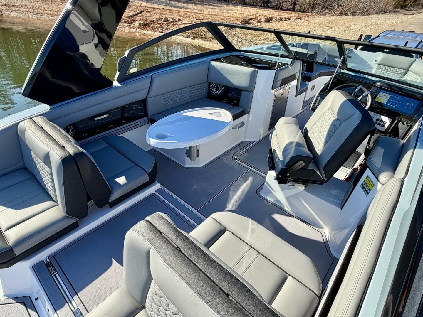 2023 Correct Craft Ingenity 23 El 2 Electric — photo 128