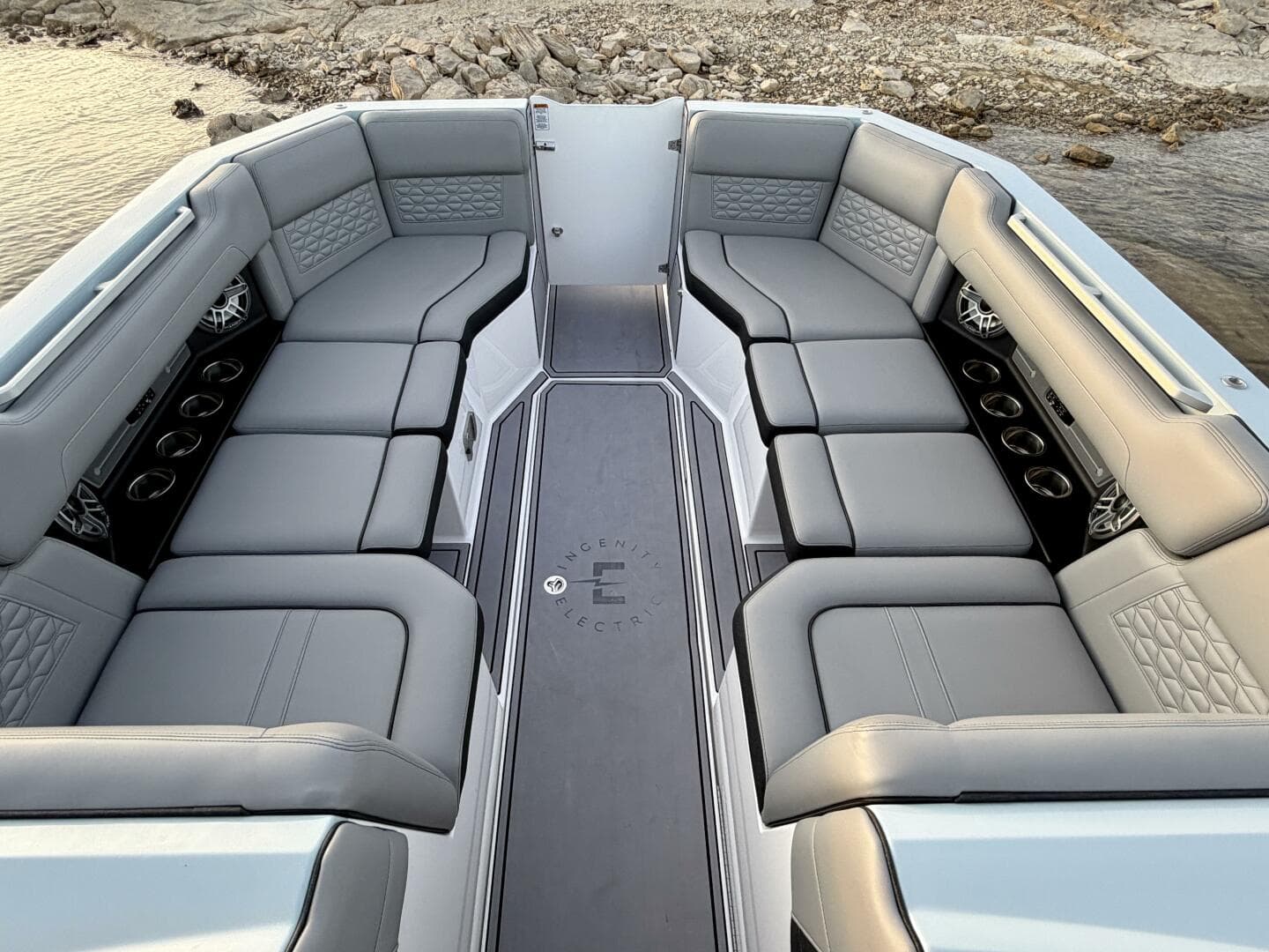 2023 Correct Craft Ingenity 23 El 2 Electric — photo 46