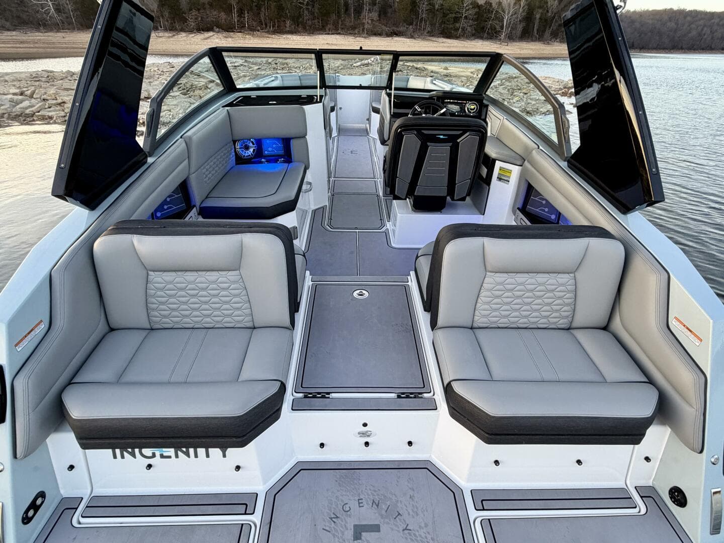 2023 Correct Craft Ingenity 23 El 2 Electric — photo 99