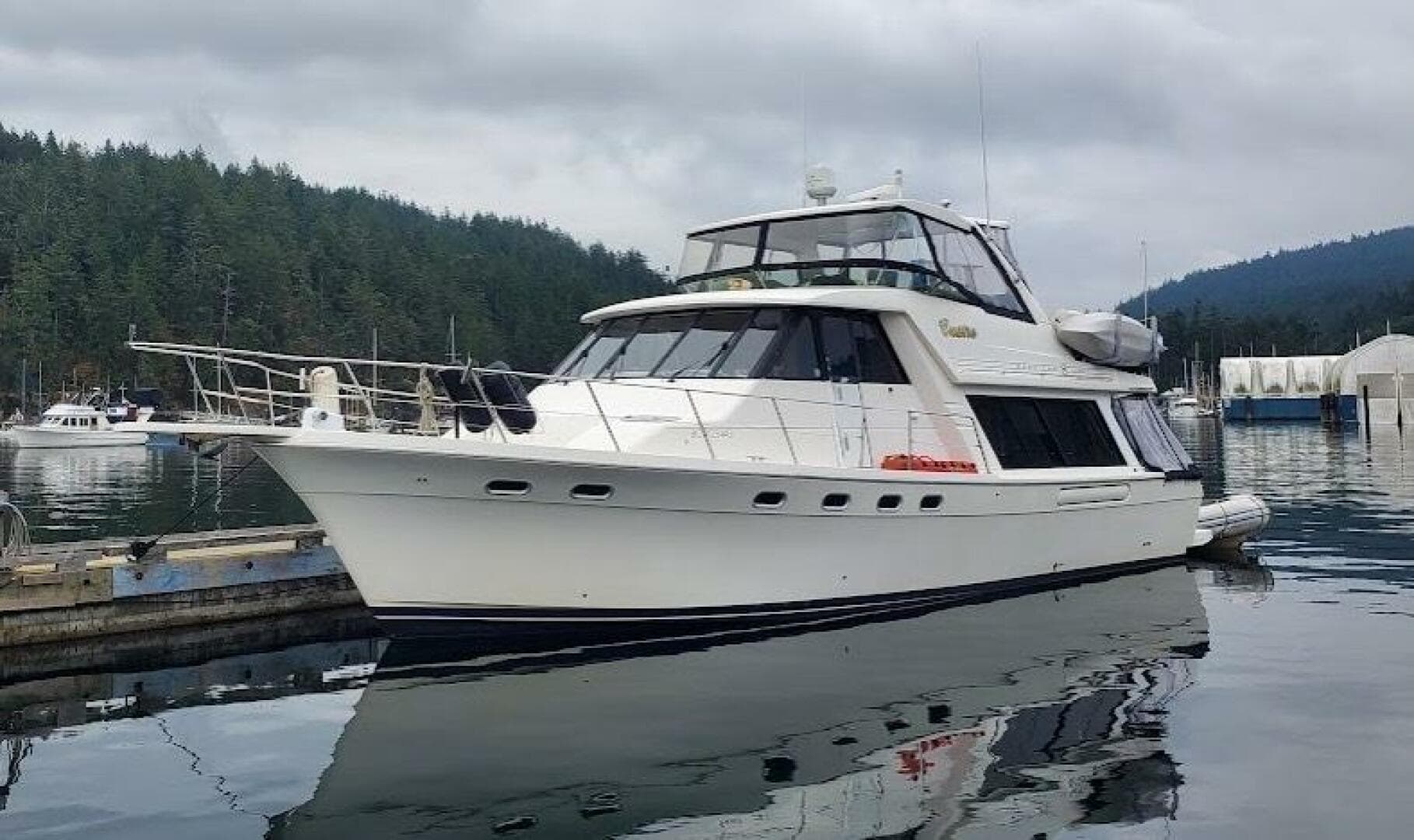 1998 Bayliner 4788 — photo 2