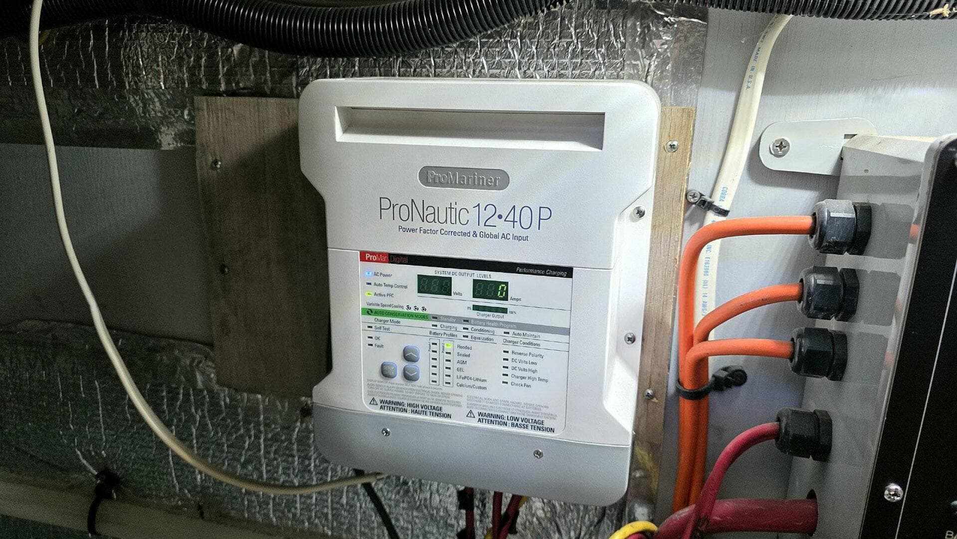 2001 Silverton 410 Sport Bridge — photo 52