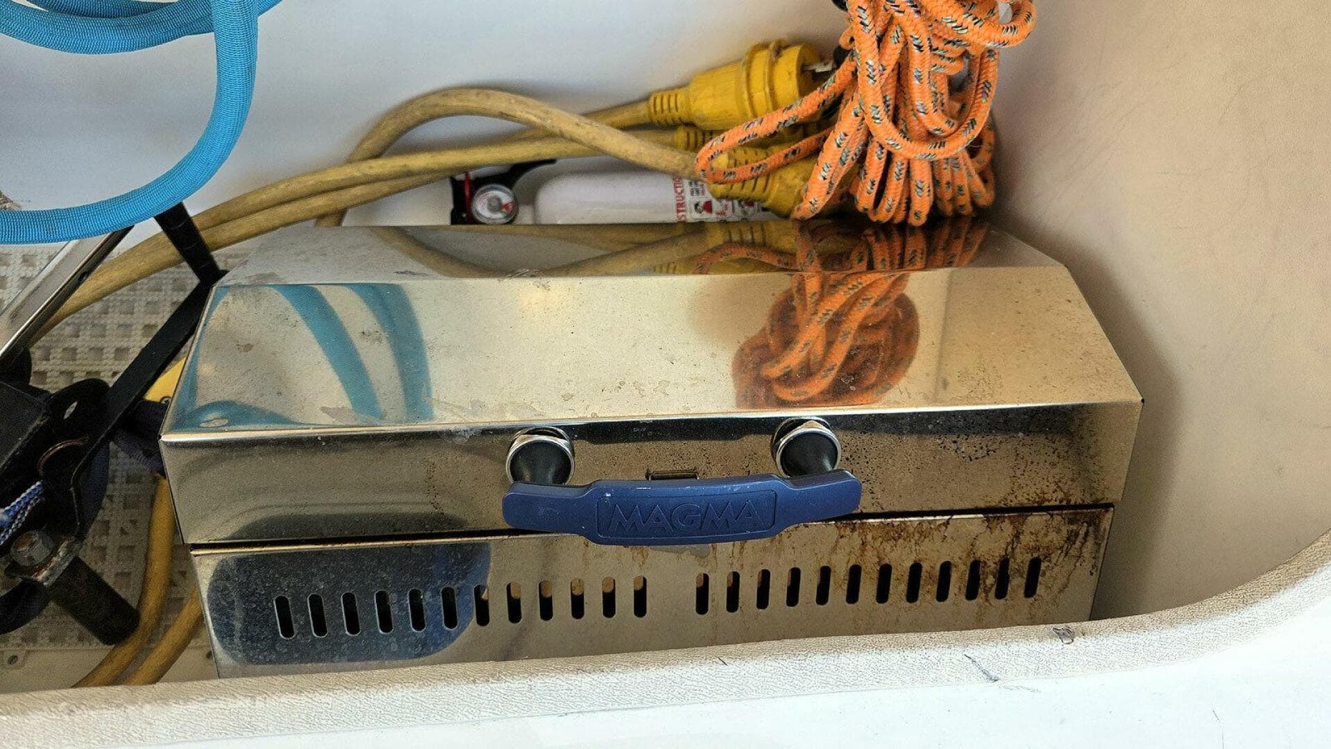 2001 Silverton 410 Sport Bridge — photo 75