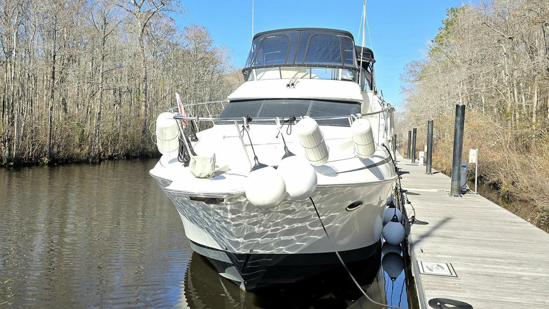 2001 Silverton 410 Sport Bridge — photo 2