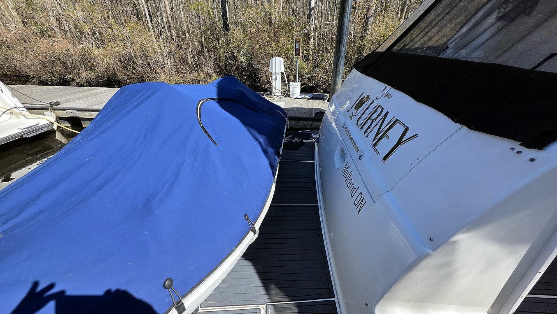 2001 Silverton 410 Sport Bridge — photo 62