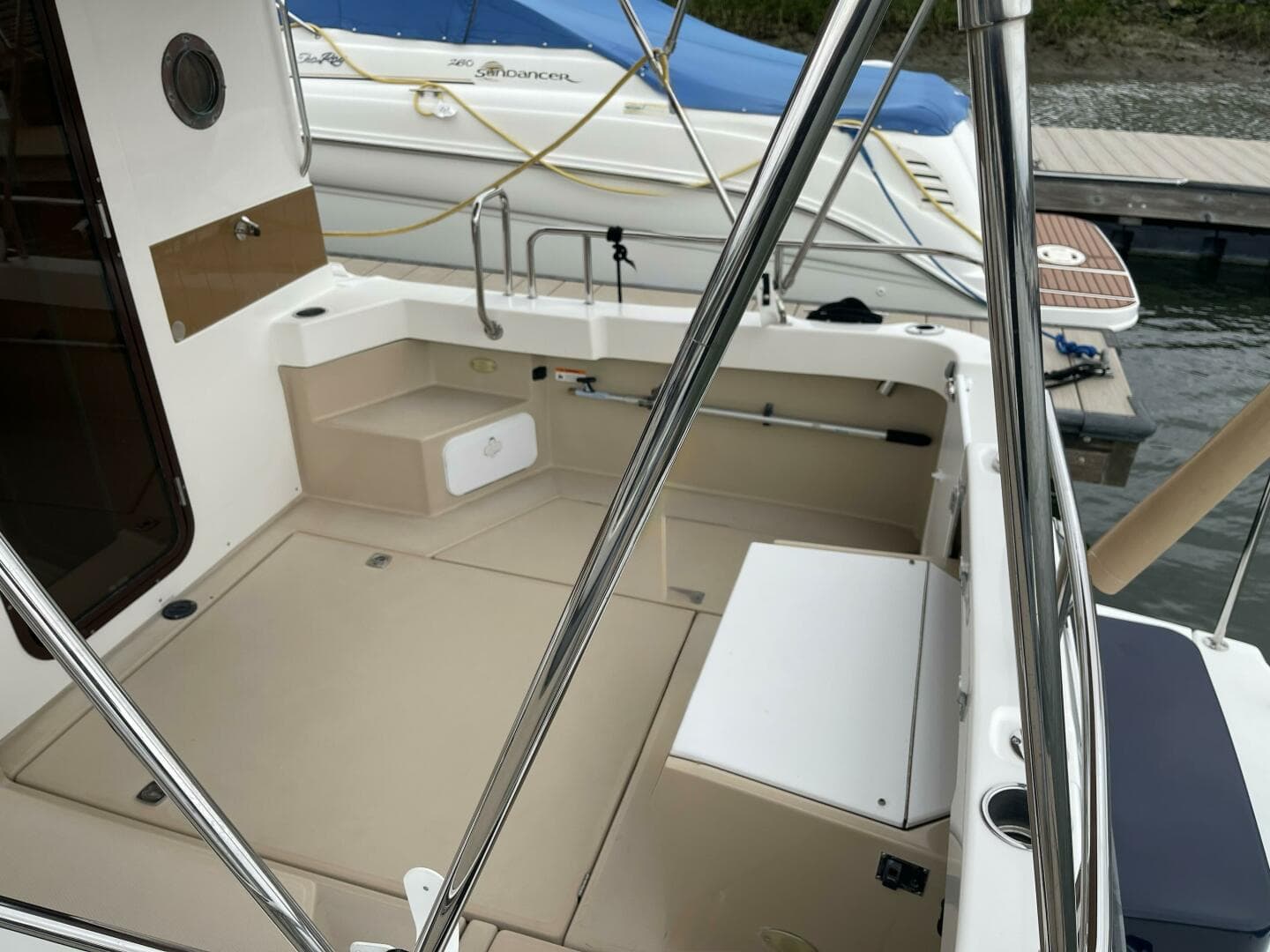 2016 Ranger Tugs R-25 Sc — photo 9