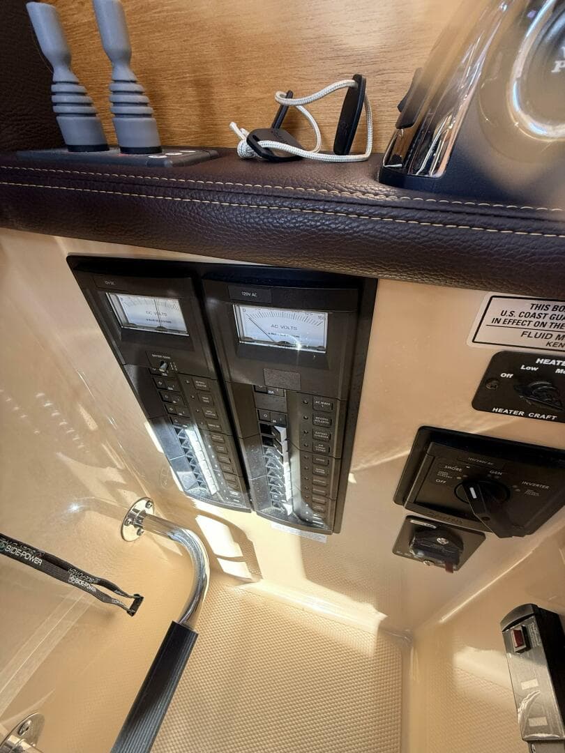 2016 Ranger Tugs R-25 Sc — photo 41