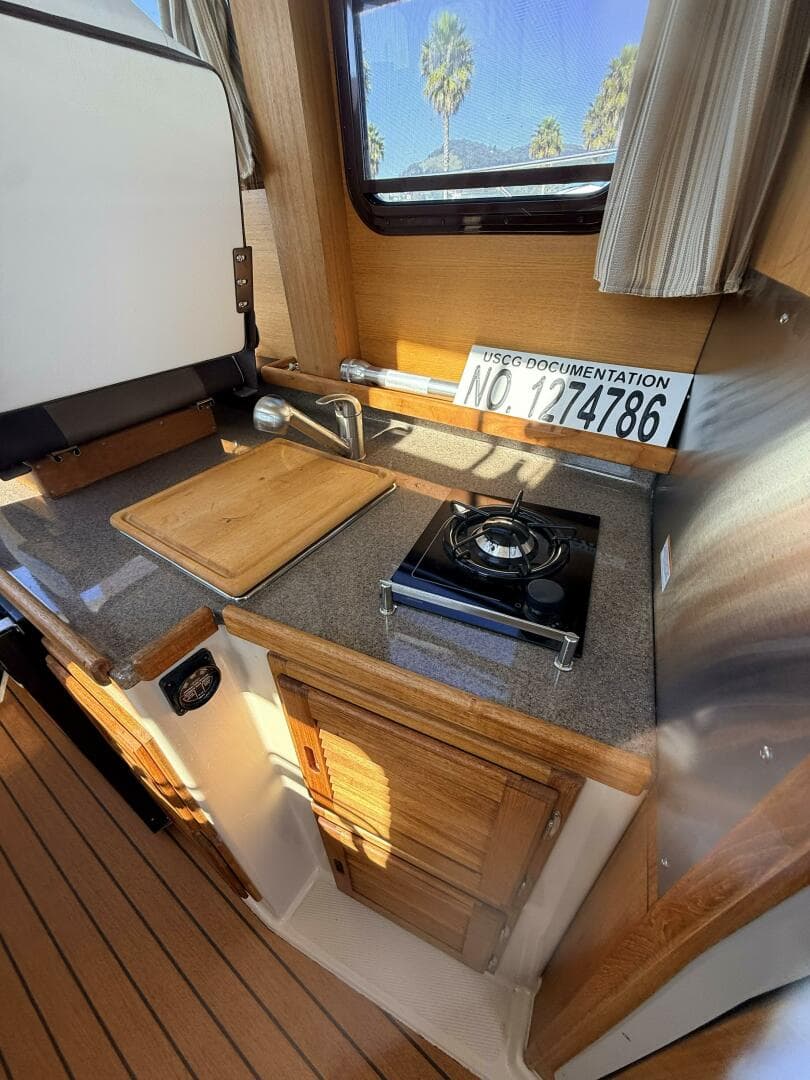 2016 Ranger Tugs R-25 Sc — photo 45