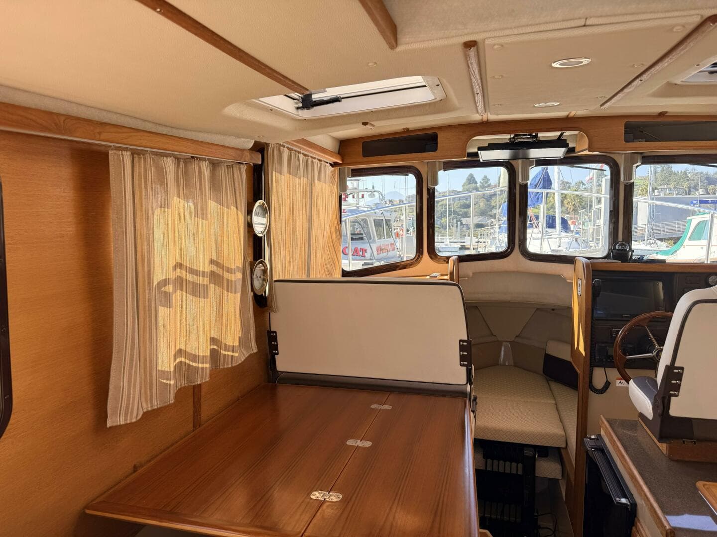 2016 Ranger Tugs R-25 Sc — photo 31