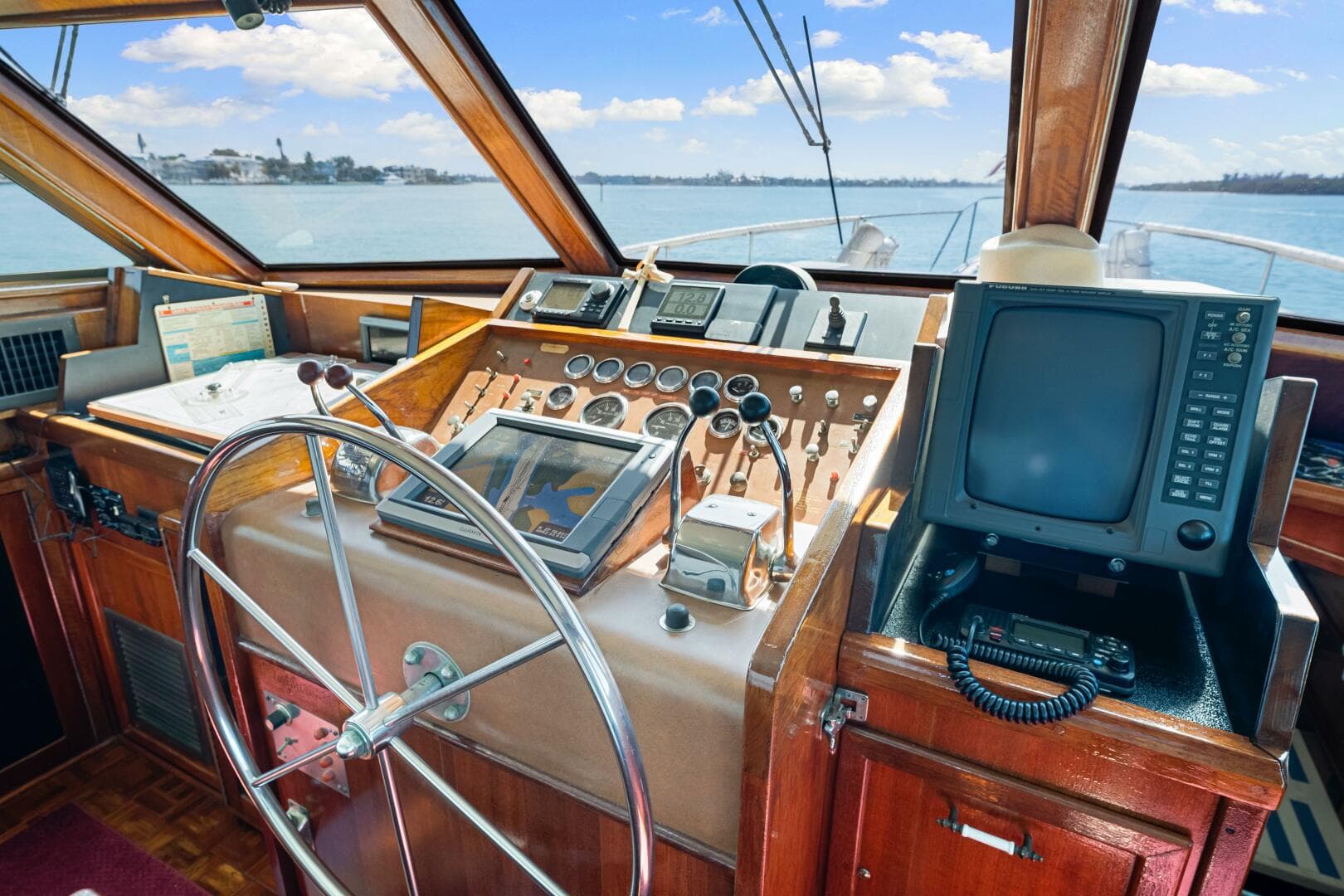 1979 Hatteras 53 Classic — photo 45