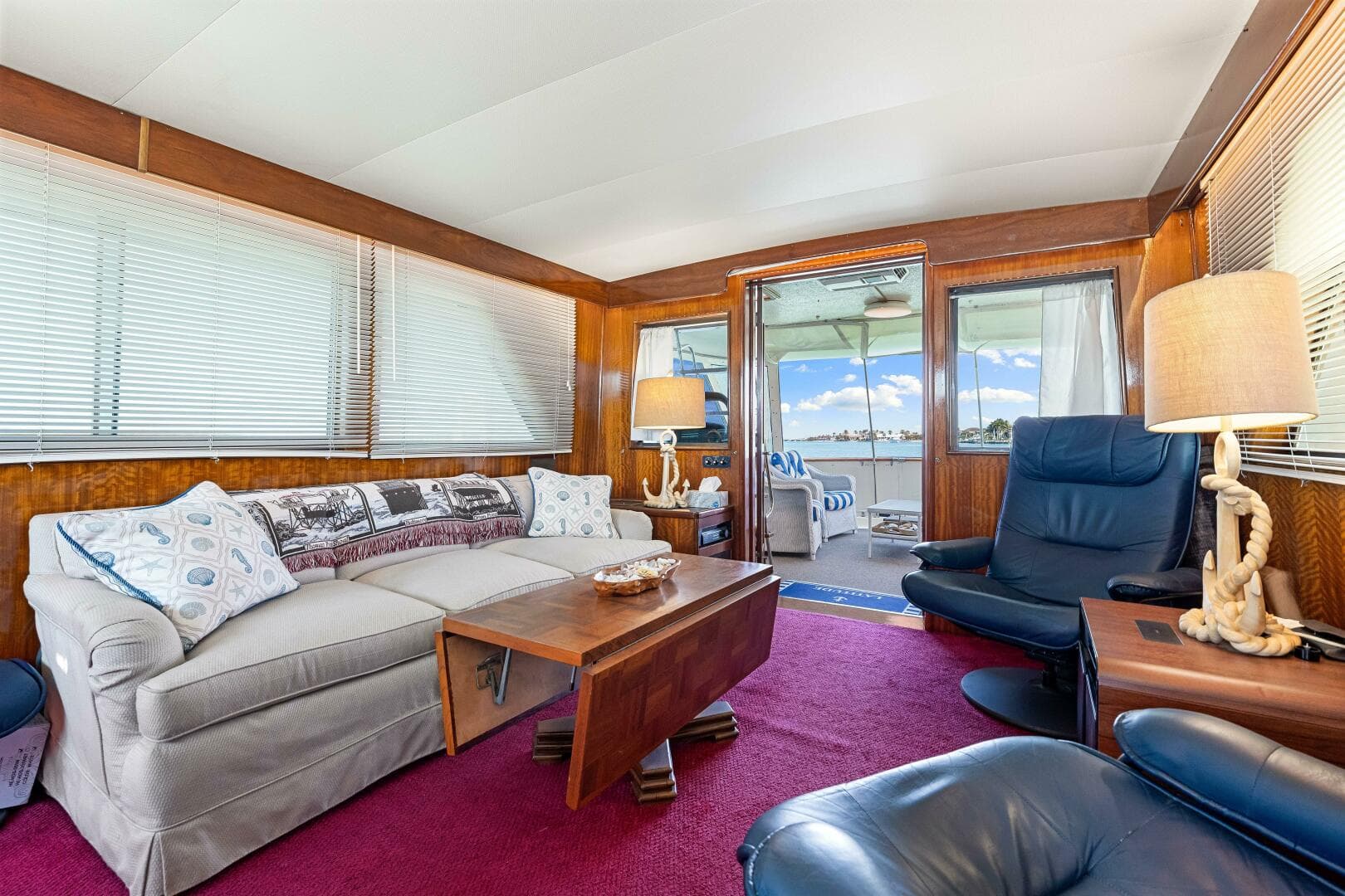 1979 Hatteras 53 Classic — photo 41